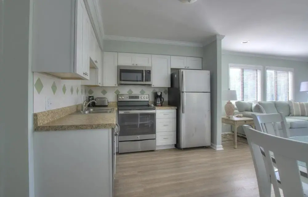 Southwinds J6 2 Bedroom Condo by RedAwning