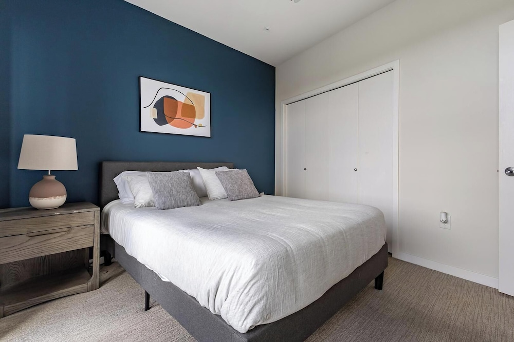 Landing Apartments at Mayfair Collection