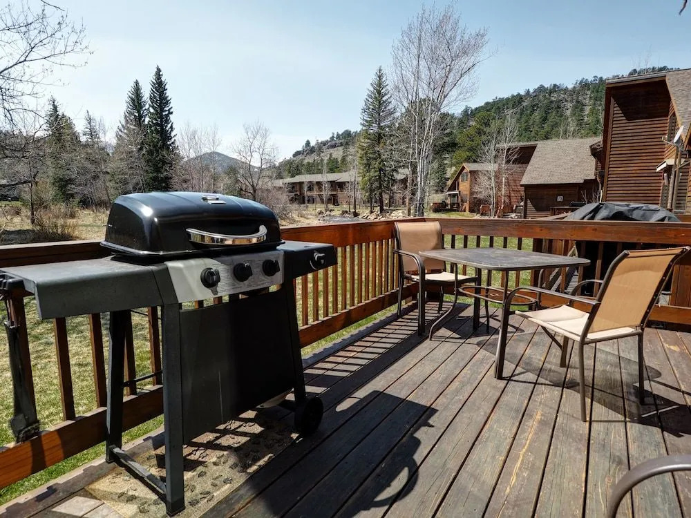 Rambling River - 4 Br Townhouse