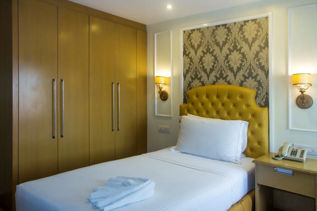 Hotel St. Ellis