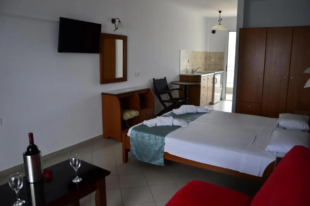 Kiwi Hotel