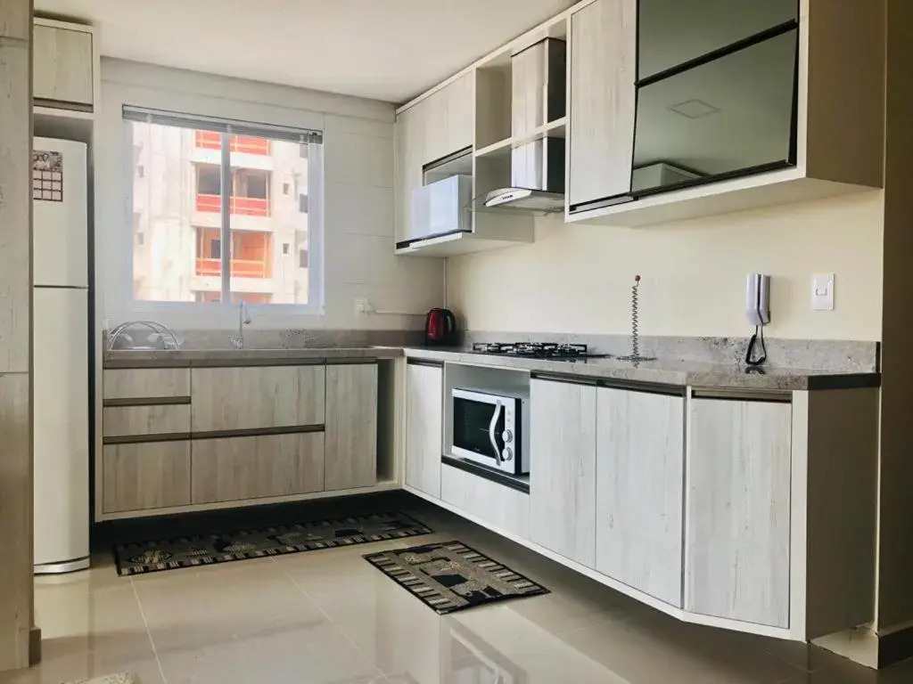 Apartamento Itapema, a 10 minutos do Mar MeiaPraia