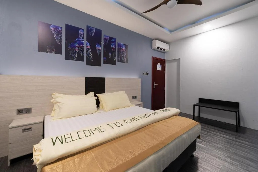 Dhiffushi Tourist Hotel