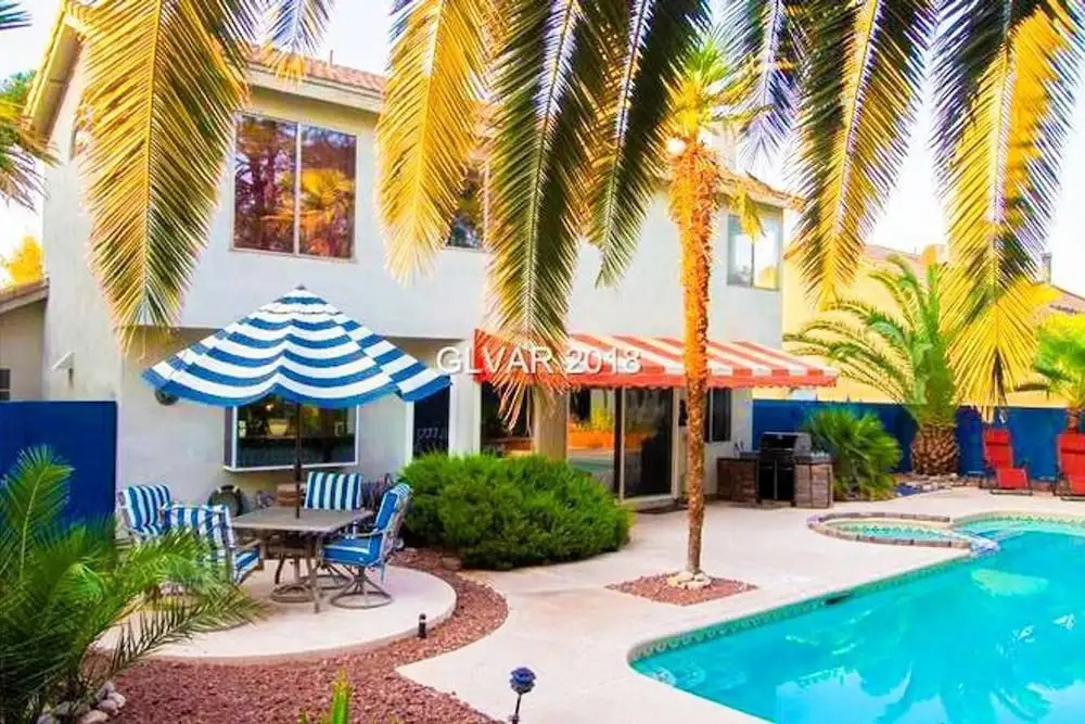 Laredo Legato 4 bd 3 ba Sparkling Pool & Spa!