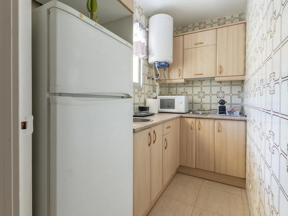 Urban Apartment in Salou near Playa Levant Sea Beach