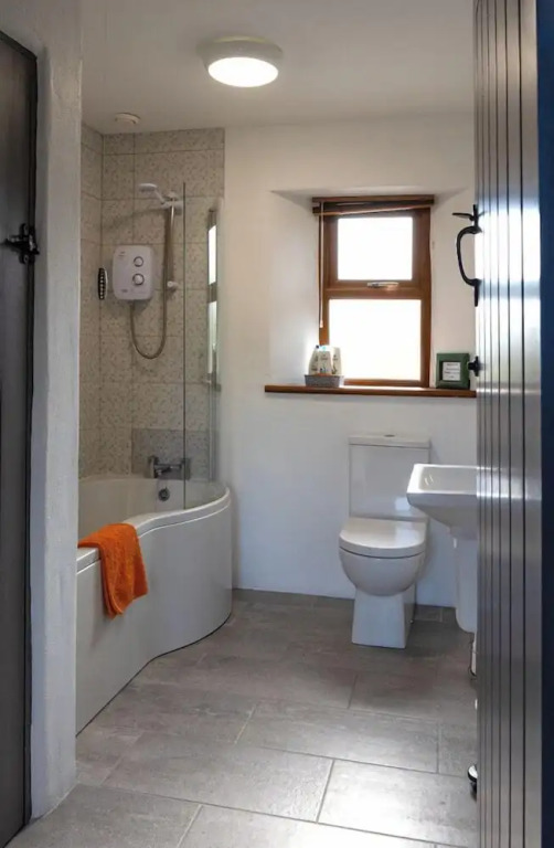 Makem's Self Catering Cottage