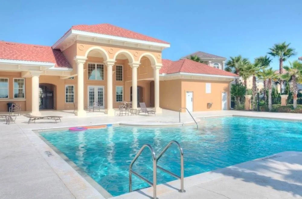Margaritaville Beach 4 Br home by RedAwning