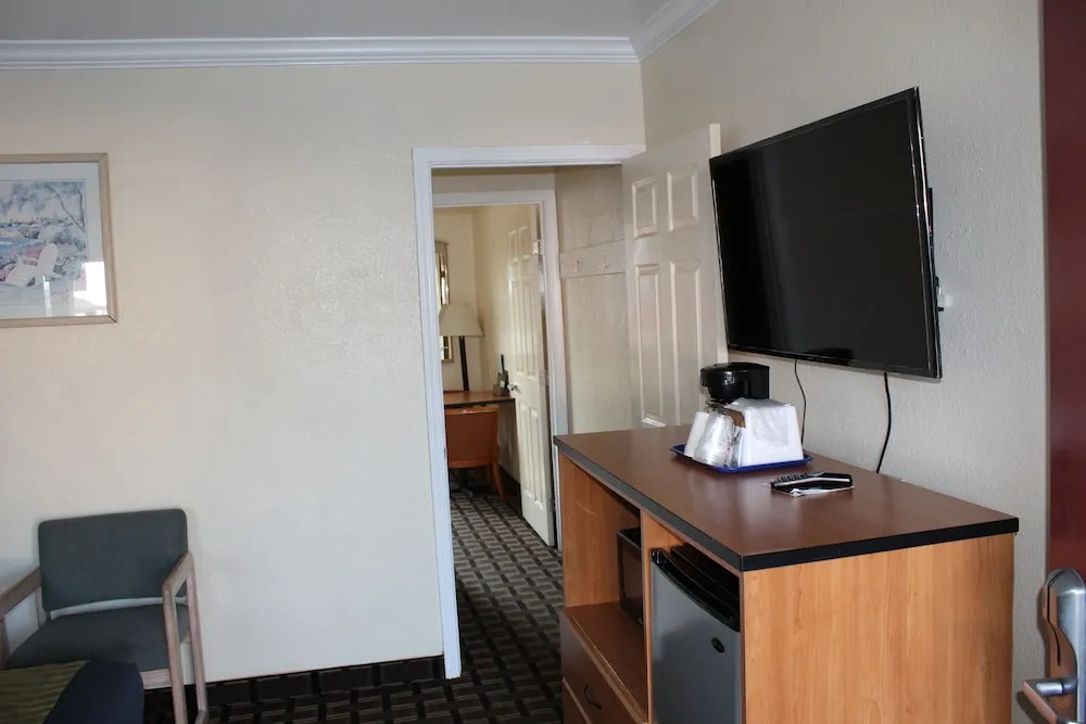 Americas Best Value Inn