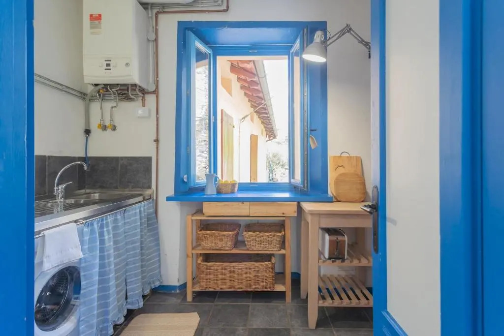 Deriva Apartment on Careno's Beach by Rent all Como