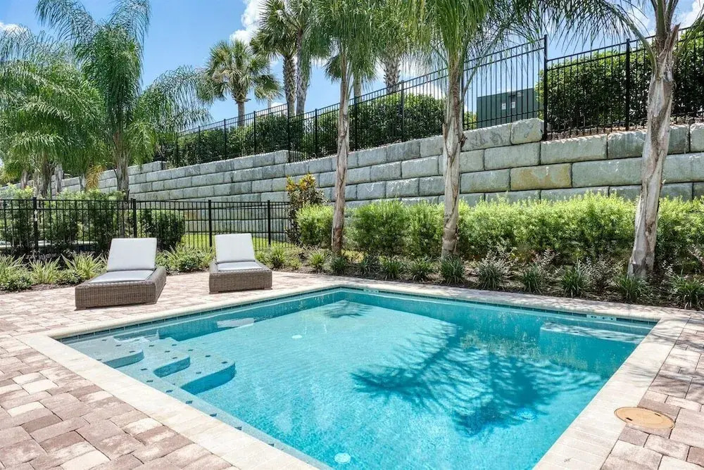 25% Off 15 BR Near Disney