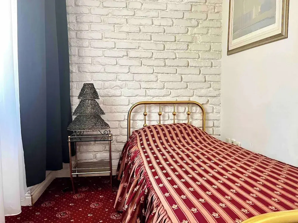 Luxury Family Residence With Free Parking