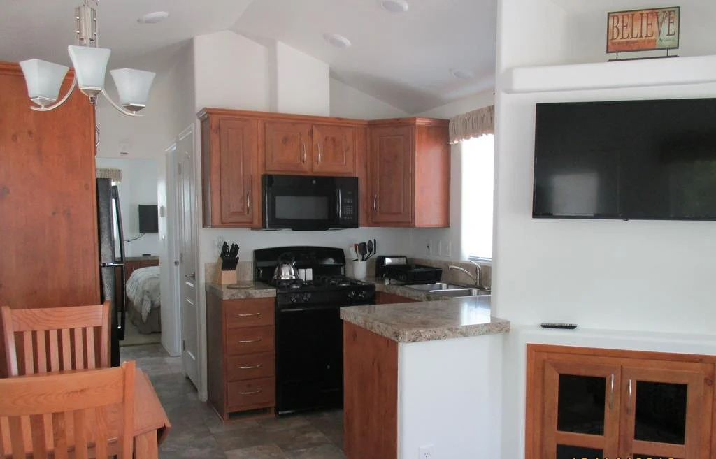 Travelers World RV Resort