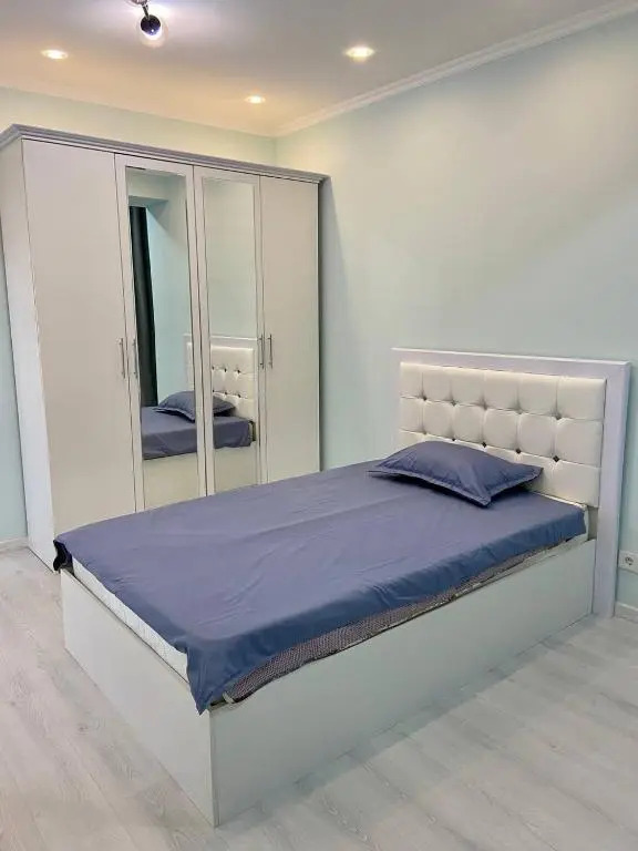 Comfortable apartment with 2 bedrooms on Tole bi 285/8