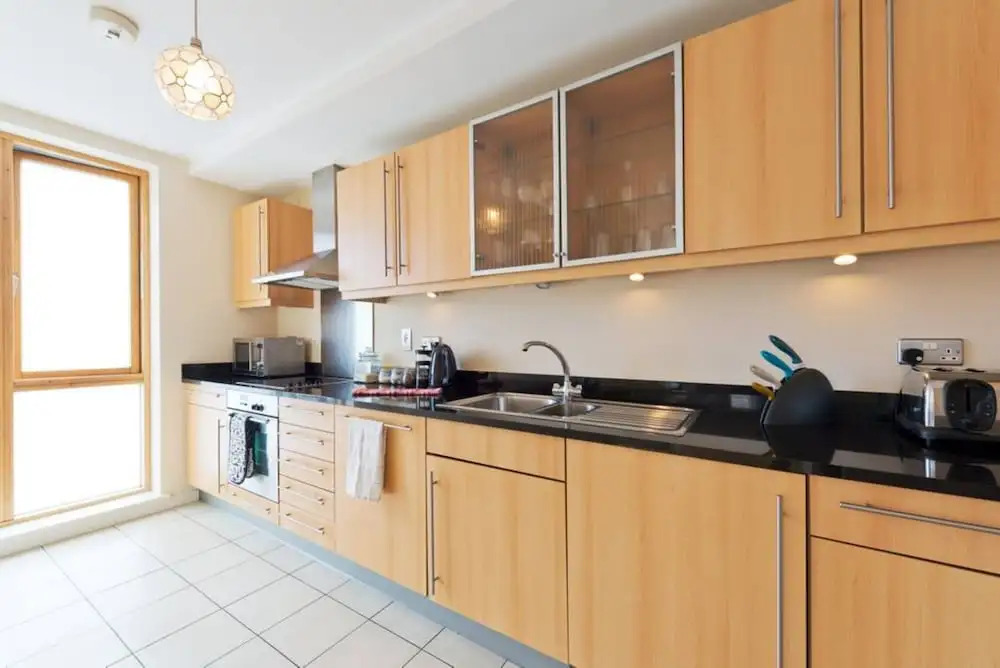 Modern, City Centre 3 Bedroom Apartment