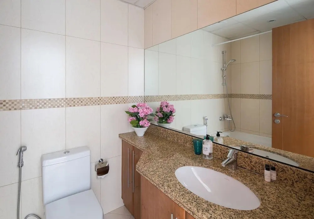Spacious and Comfy Studio in Heart of Jlt!