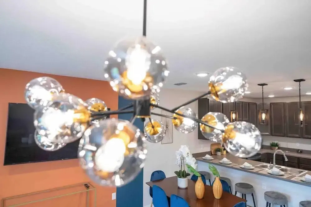 Designer Decorated-3 Bedroom Near Disney