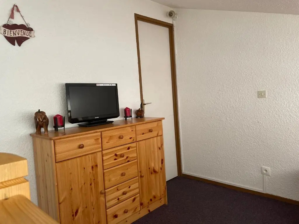 Appartement pour 6 personnes au pied des pistes au calme aux Menuires les Asters