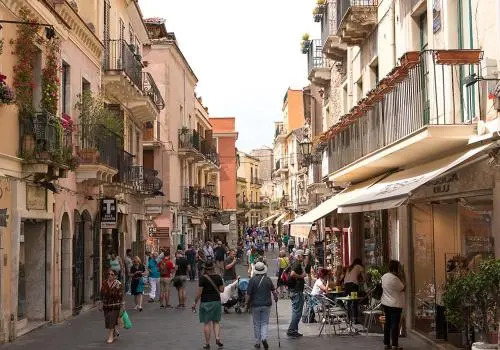 Degli Strategi Apartment