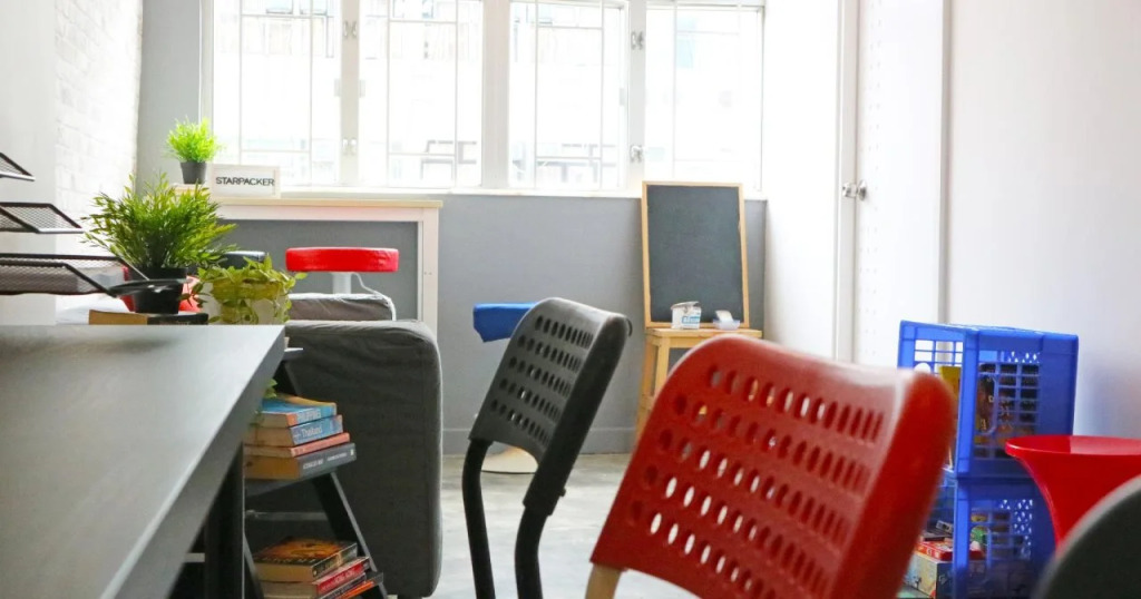 Starpacker - Hostel