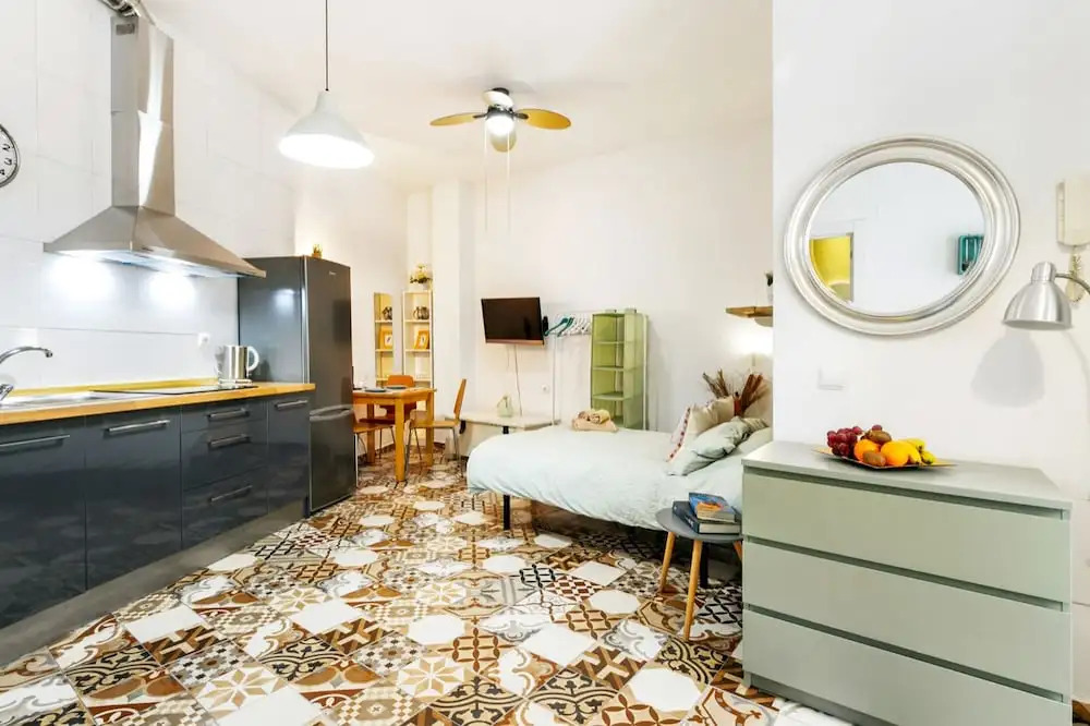 LETSMALAGA - Lovely studio in malaga centre
