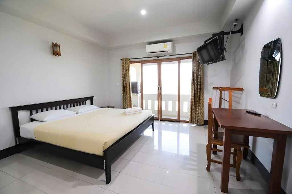 Amorn Sukhothai Hotel