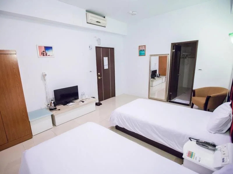 Rainbowtown Hotel