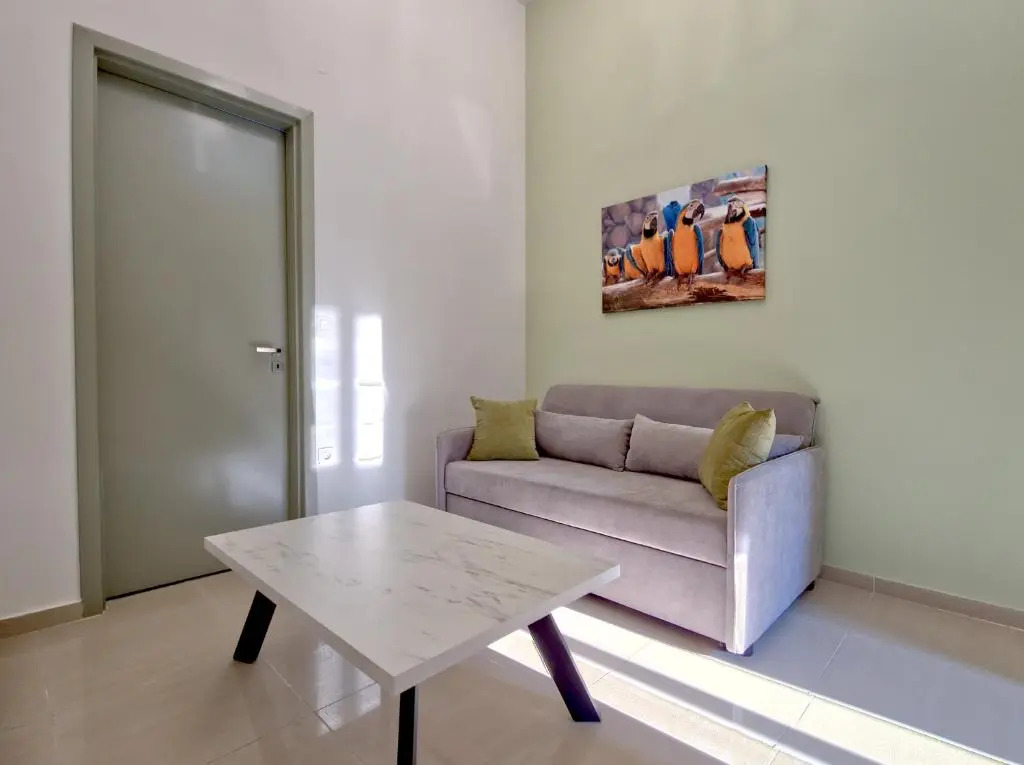 Epipleon Luxury Suites -108- Διαμέρισμα 85τμ δίπλα στη θάλασσα
