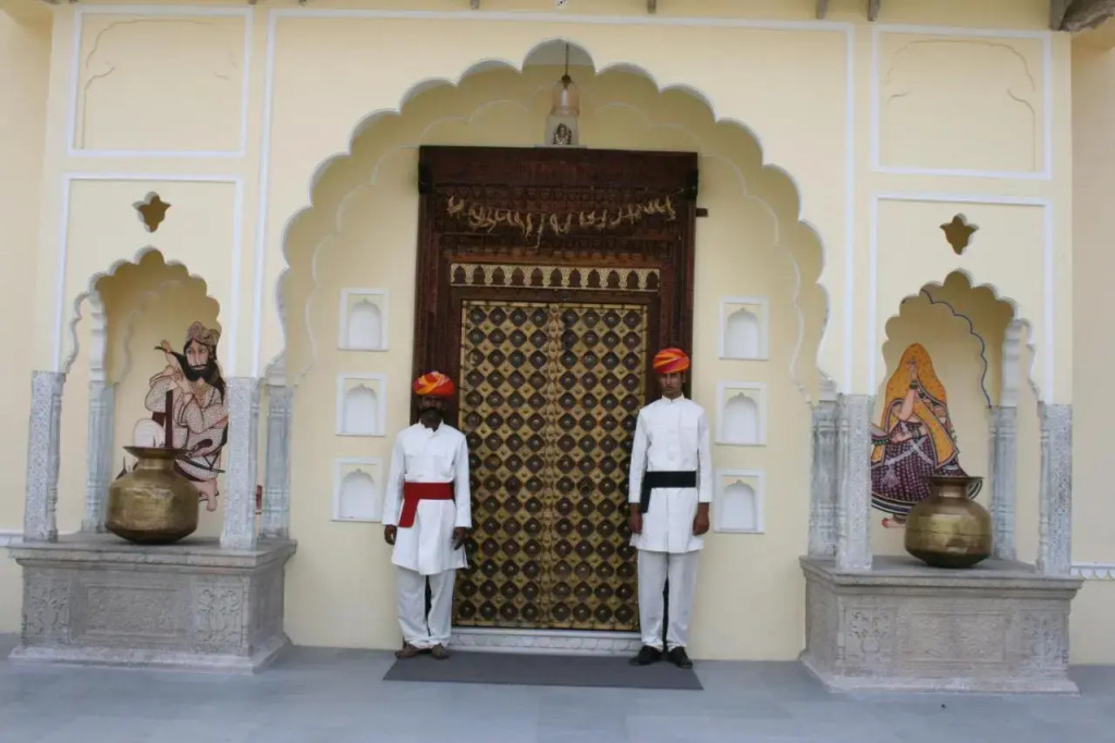 Mahal Khandela-A Heritage Hotel In Jaipur City Center