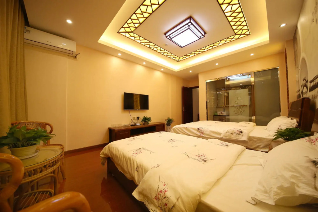 Zhouzhuang Nostalgia Town Theme Hostel