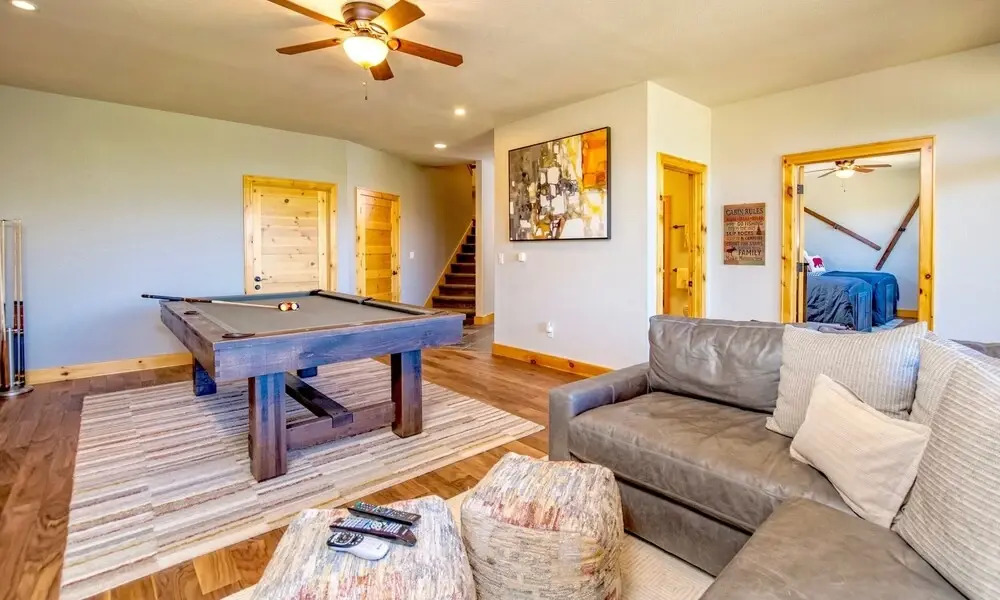 Serenity Luxury Vacation At Windcliff 3 Bedroom Home by RedAwning