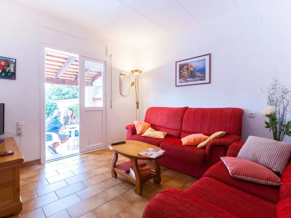 Peaceful Holiday Home in Costa Brava With Private Pool