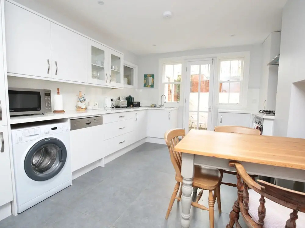 Lovely Central Oxford Apartment + Sun Trap Patio