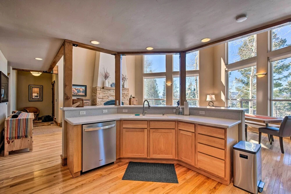 Spacious Angel Fire Home w/ Deck & Resort Perks!