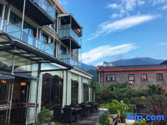 Xinmu Lanlian Boutique Hotel