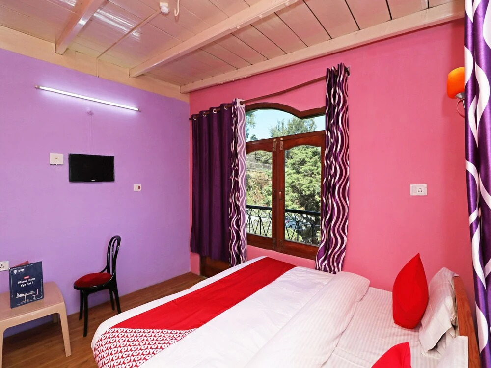 OYO 12691 Hotel Green Leaf
