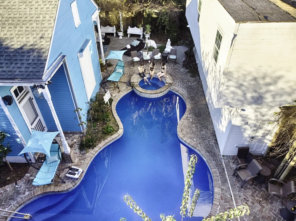 Elegant NOLA Chateau: Prime Spot - By YouRent