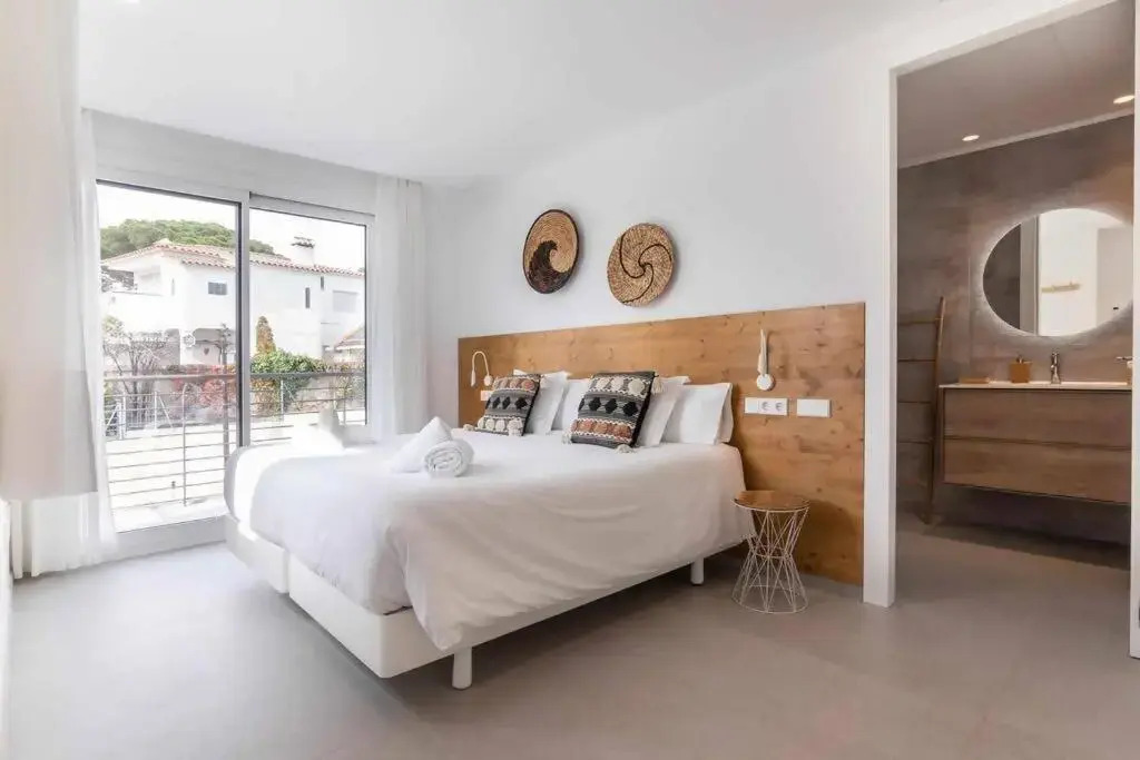NARAMIA SAGARO VILLA - Full rental luxury house with POOL-GARDEN-BARBACUE-10 PAX