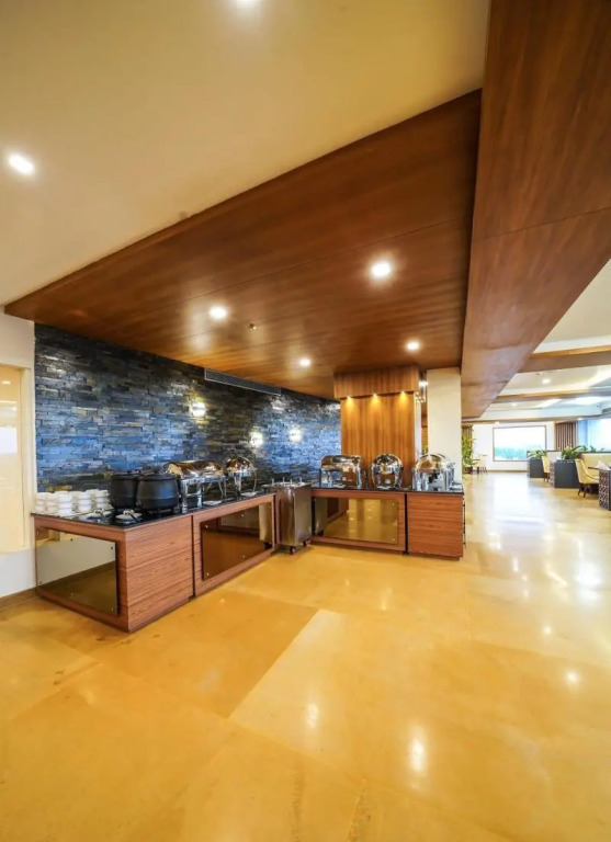 Kpm Tripenta Hotel