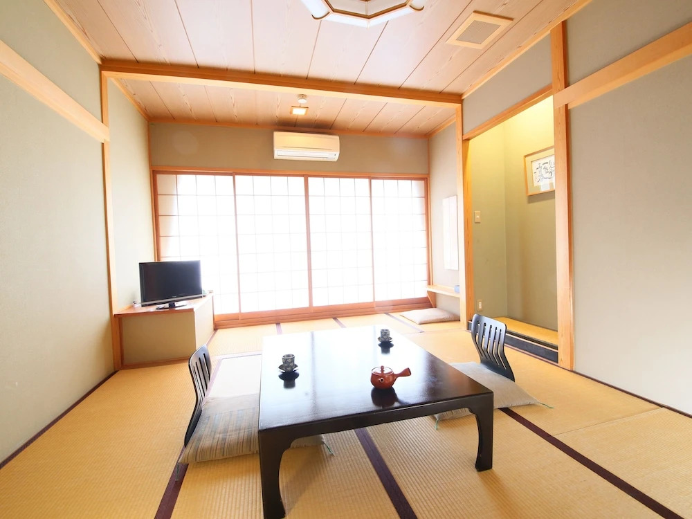 昭和レトロの民泊 正直屋