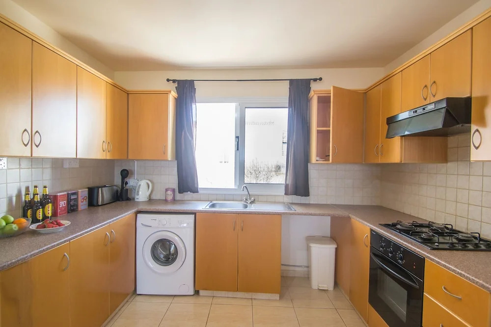 Konnos 2 Bedroom Apartment