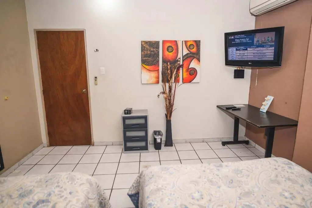 Departamento D centrico 2 camas Tv Ac wifi cocina parking