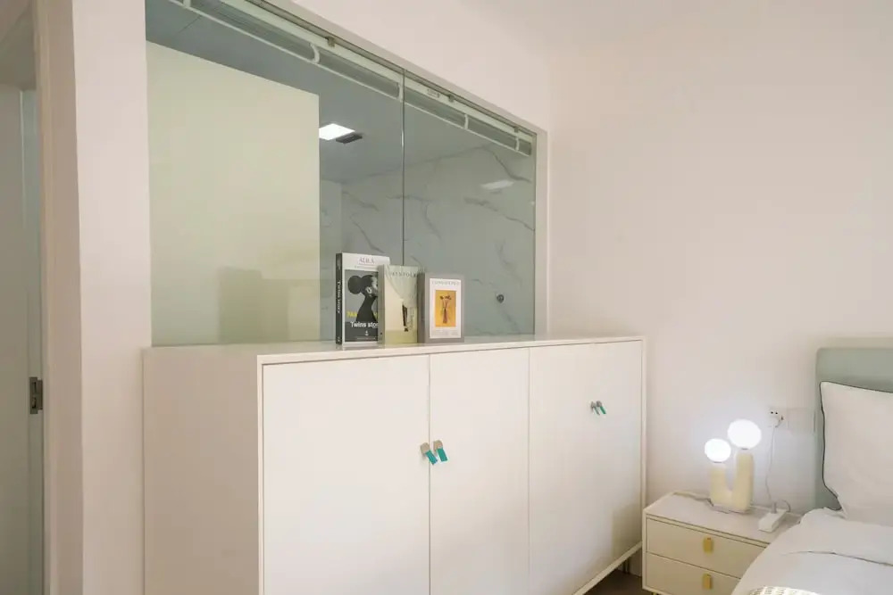 Tyms Xujiahui 2BR Apt Near Metro