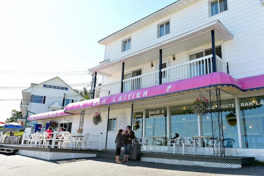 Motels Chalets Flots-Bleus