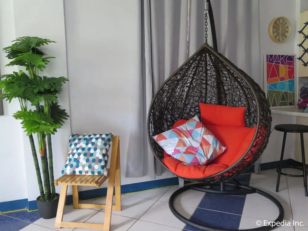 Country Living Hostel