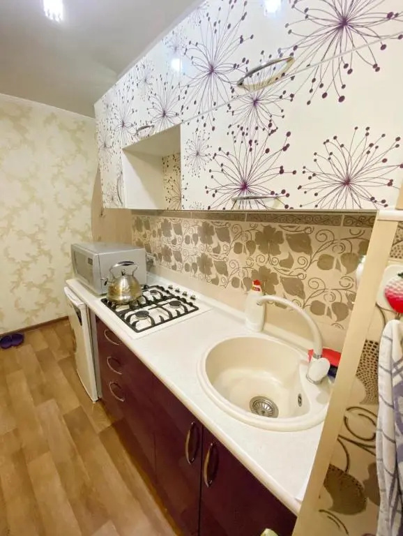 Apartment, 4