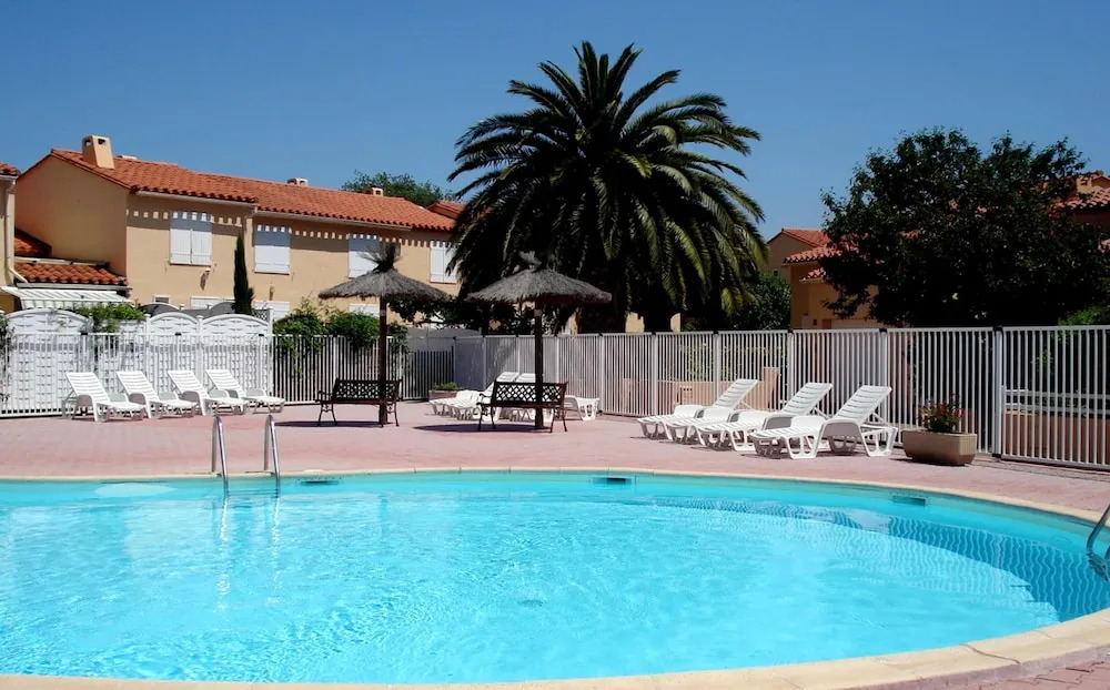 House with 2 Bedrooms in Argeles Sur Mer, with Shared Pool, Enclosed Garden And Wifi - 2 Km From the Beach