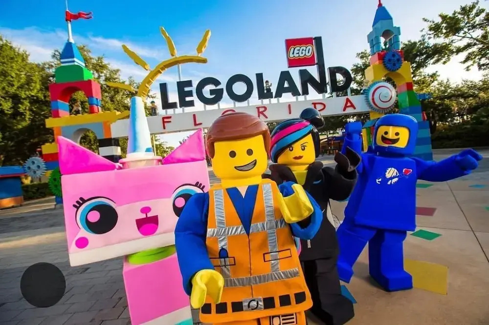 BlockHaven near Legoland & Disney