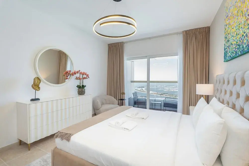 Czechin -Stylish 1BR in Elite Residences