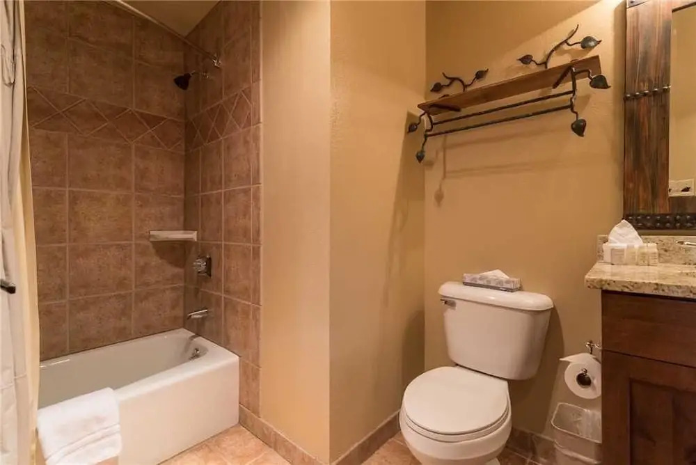 1301 Trappeur's Lodge, Trappeur's Crossing Apartment 3