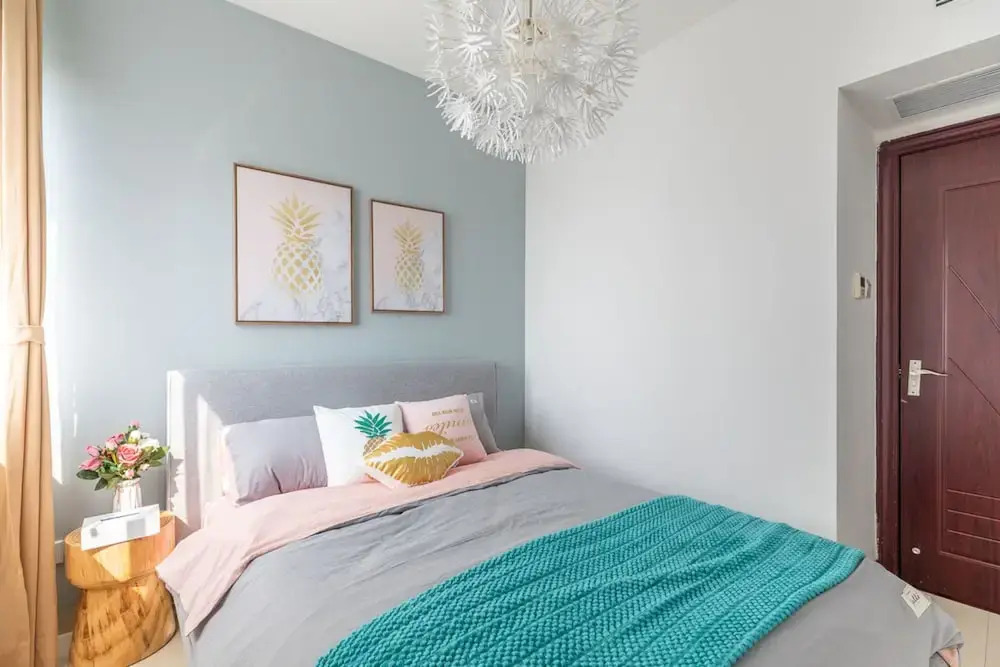 Locals Boutique Apartment Jiuzhou Port.1